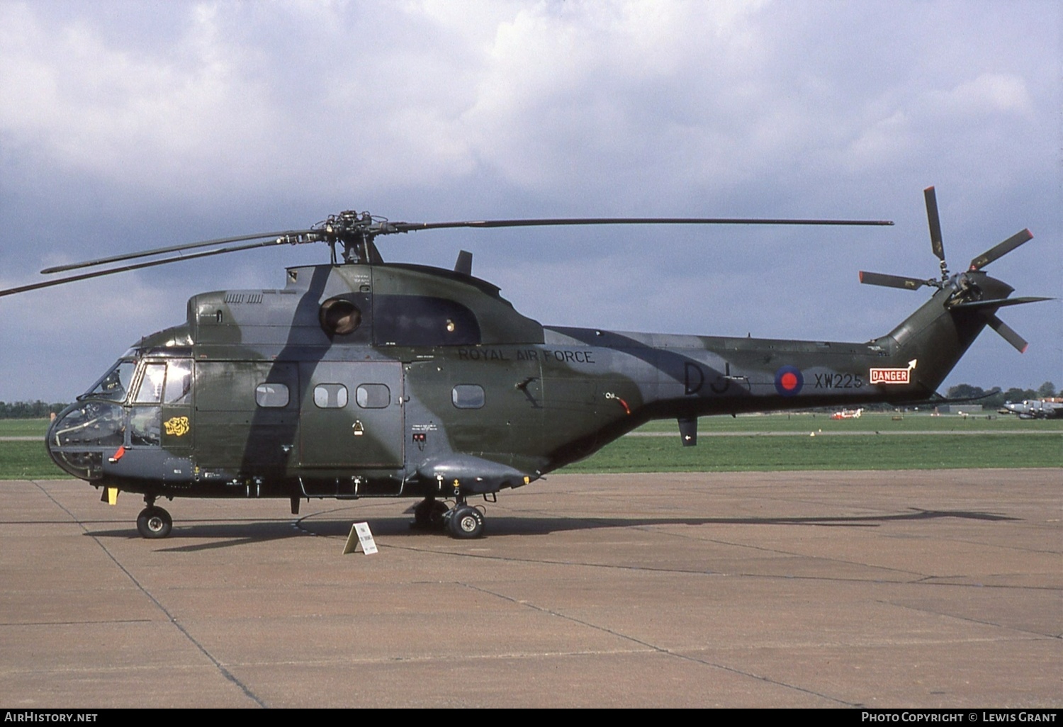 Aircraft Photo of XW225 | Aerospatiale SA-330E Puma HC1 | UK - Air Force | AirHistory.net #410252