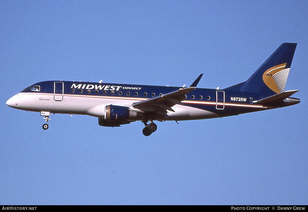 Aircraft Photo of N872RW | Embraer 170SU (ERJ-170-100SU) | Midwest Connect | AirHistory.net #410268