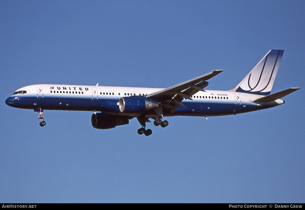 Aircraft Photo of N504UA | Boeing 757-222 | United Airlines | AirHistory.net #410273