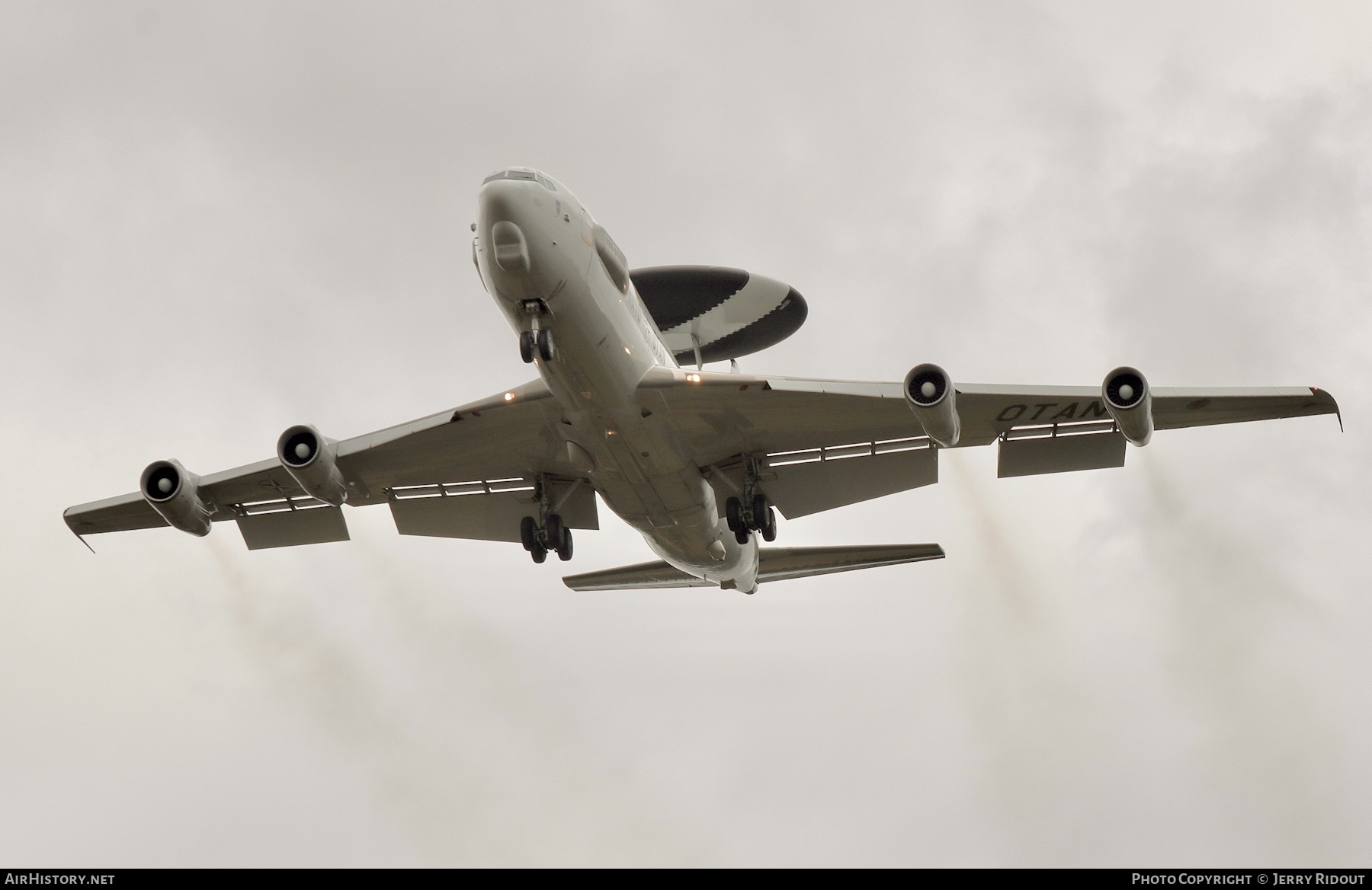 Aircraft Photo of LX-N 90452 | Boeing E-3A Sentry | Luxembourg - NATO | AirHistory.net #410307