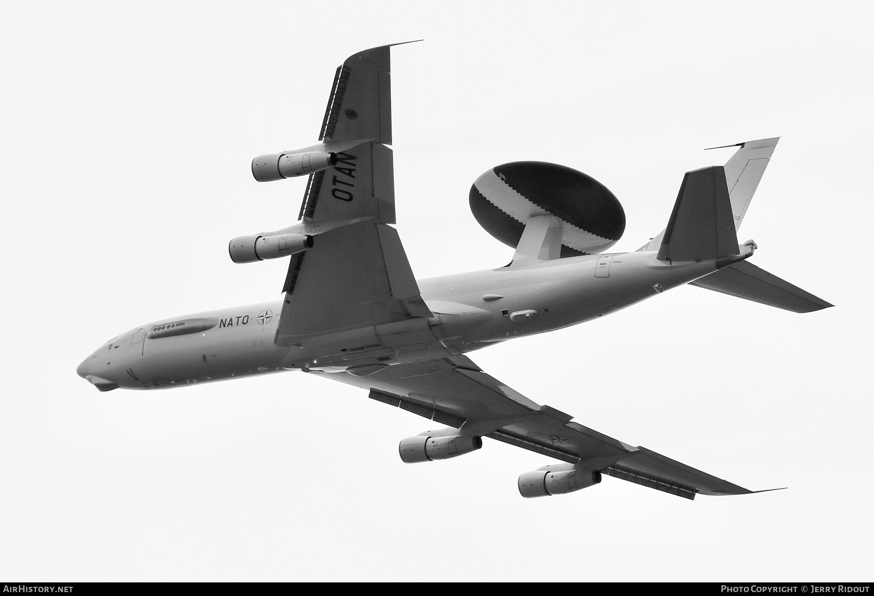 Aircraft Photo of LX-N 90452 | Boeing E-3A Sentry | Luxembourg - NATO | AirHistory.net #410308