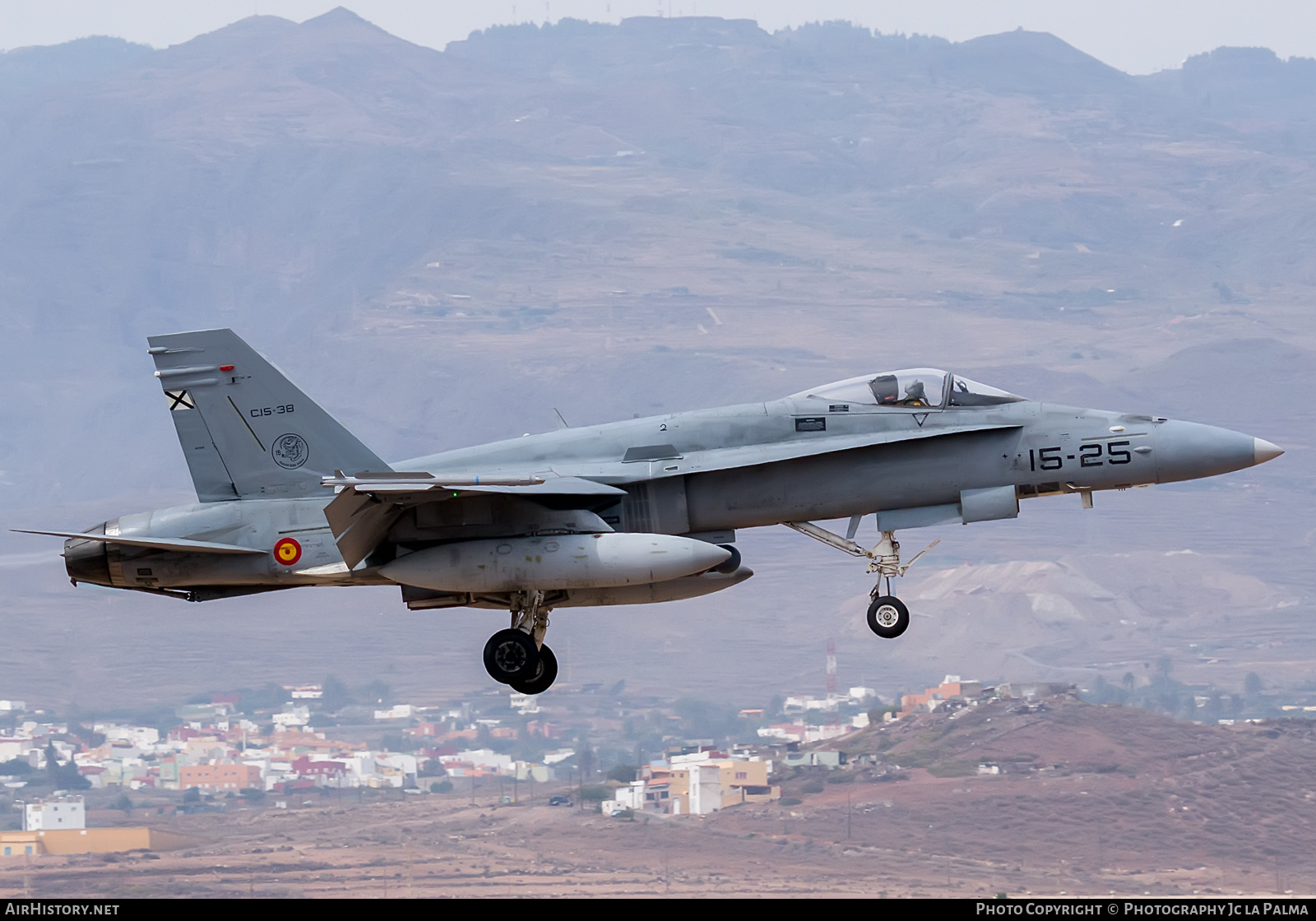 Aircraft Photo of C.15-38 | McDonnell Douglas EF-18M Hornet | Spain - Air Force | AirHistory.net #410377