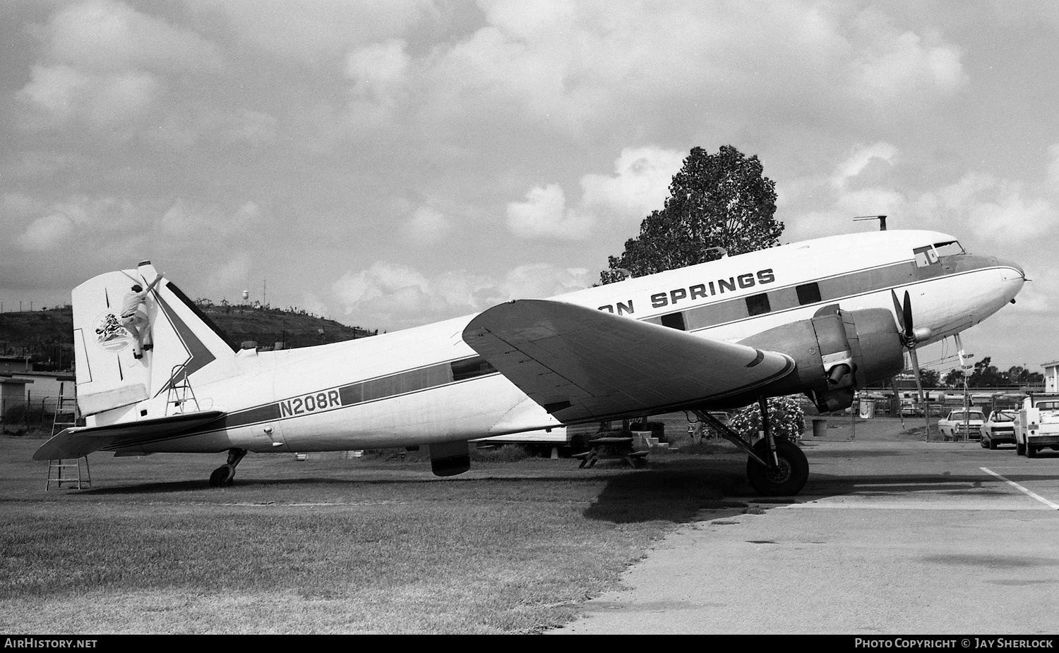 Aircraft Photo of N208R | Douglas C-47A Skytrain | AirHistory.net #410431