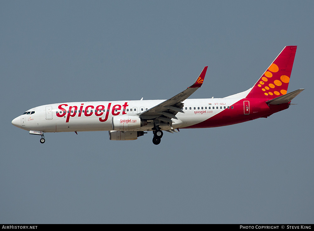 Aircraft Photo of VT-SGJ | Boeing 737-86J | SpiceJet | AirHistory.net #410459