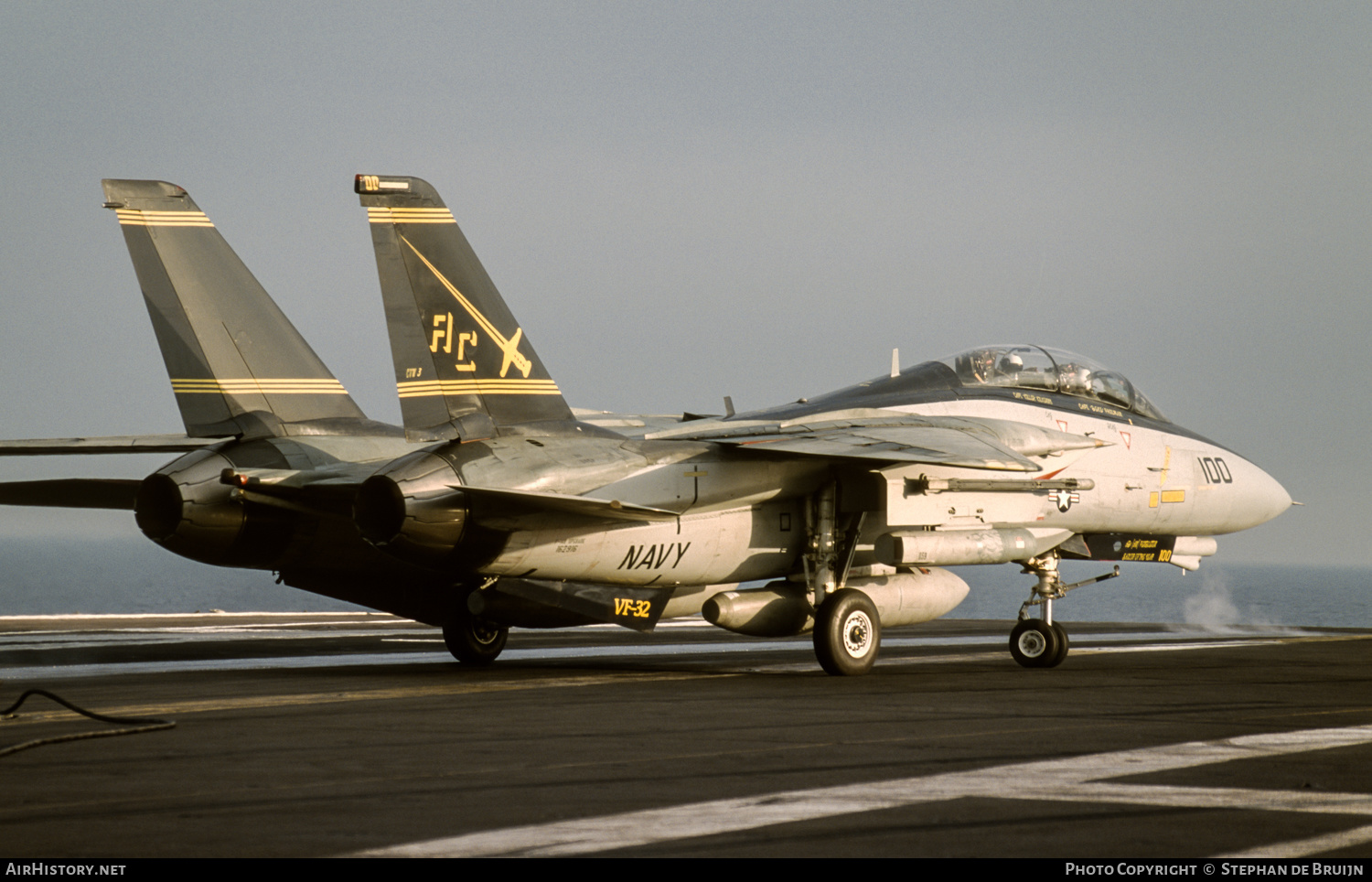 Aircraft Photo of 162916 | Grumman F-14B Tomcat | USA - Navy | AirHistory.net #410492