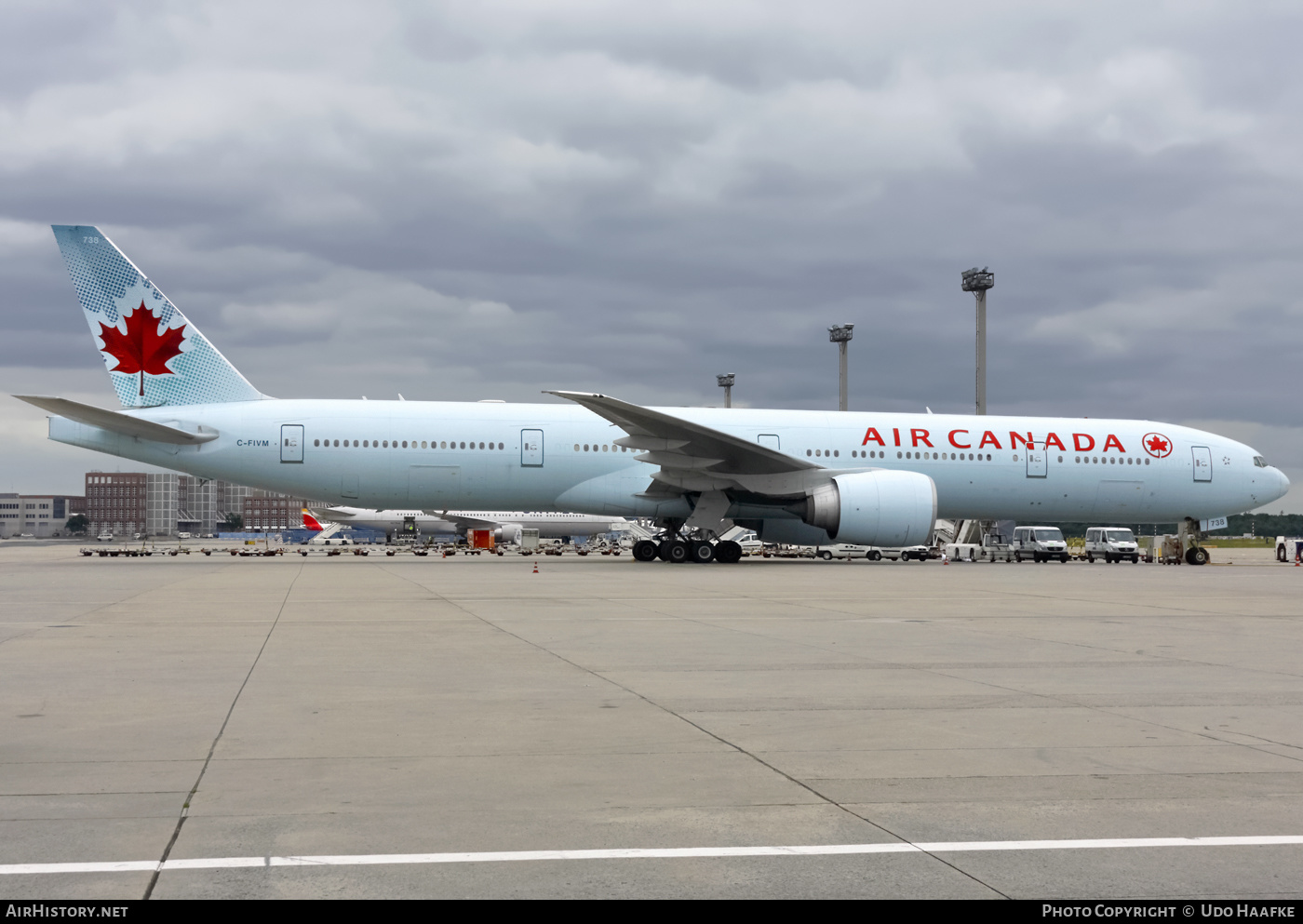 Aircraft Photo of C-FIVM | Boeing 777-333/ER | Air Canada | AirHistory.net #410511