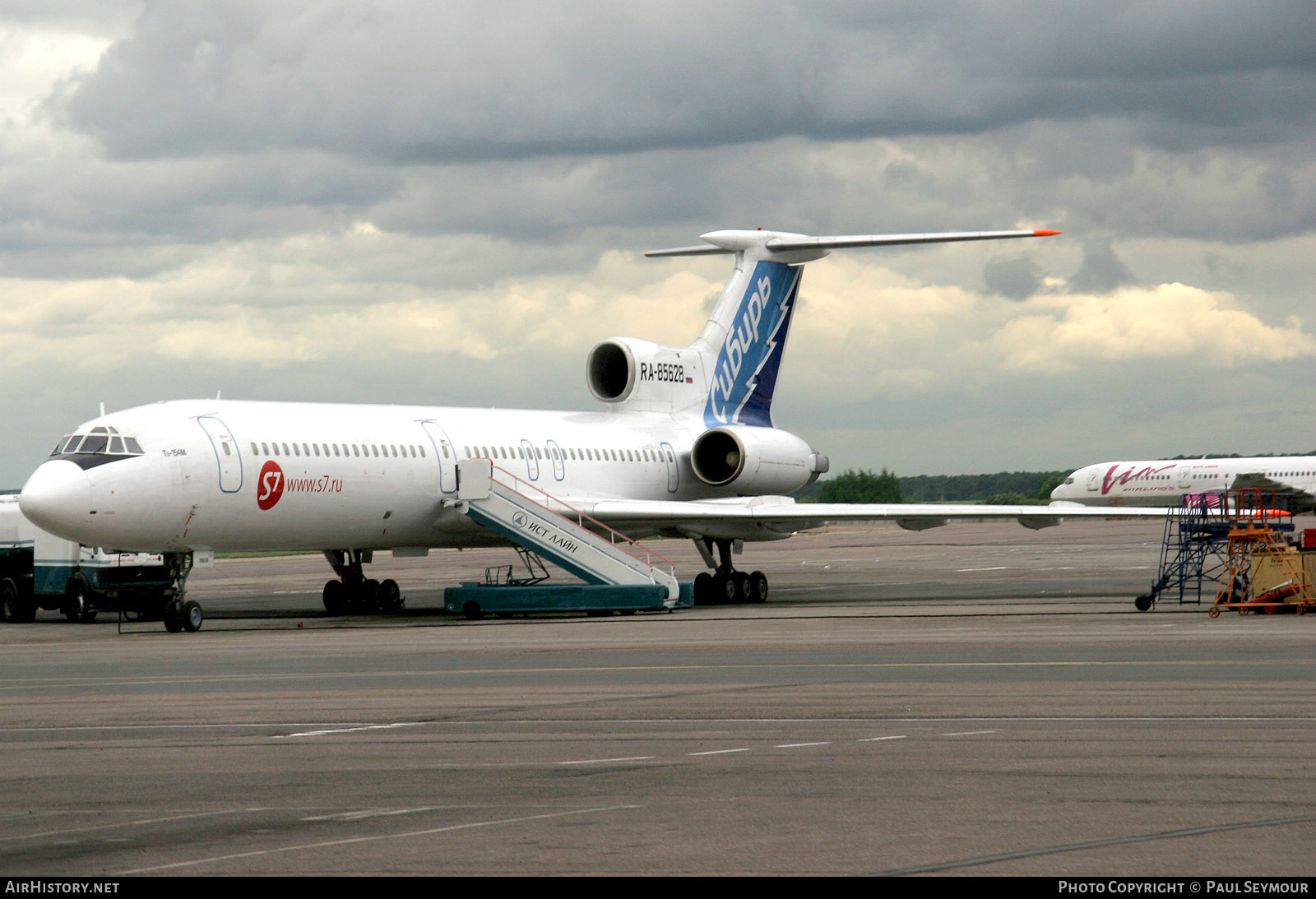 Aircraft Photo of RA-85628 | Tupolev Tu-154M | Sibir - Siberia Airlines | AirHistory.net #410622