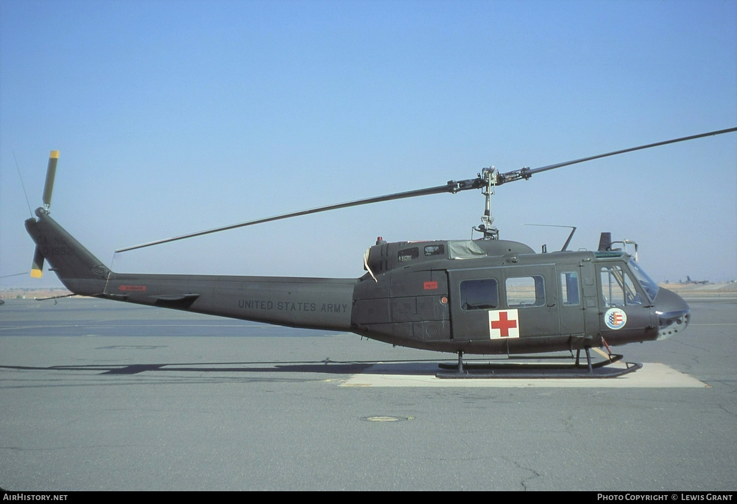 Aircraft Photo of 67-19521 / 0-19521 | Bell UH-1H Iroquois | USA - Army | AirHistory.net #410629