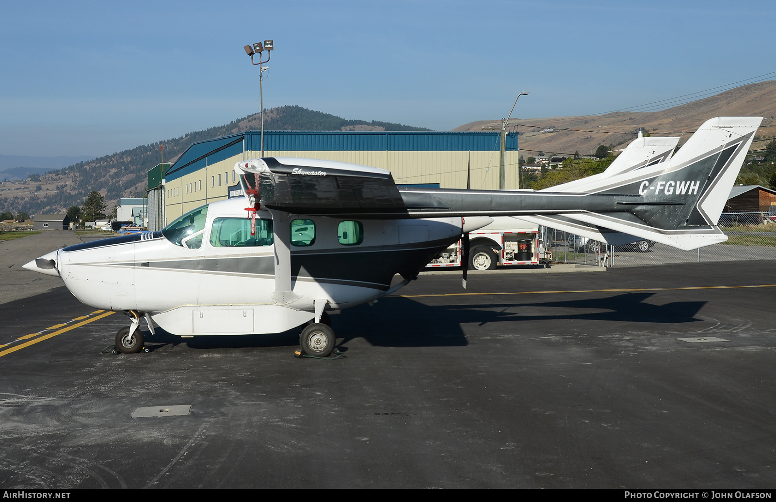 Aircraft Photo of C-FGWH | Cessna 337G Skymaster | AirHistory.net #410710