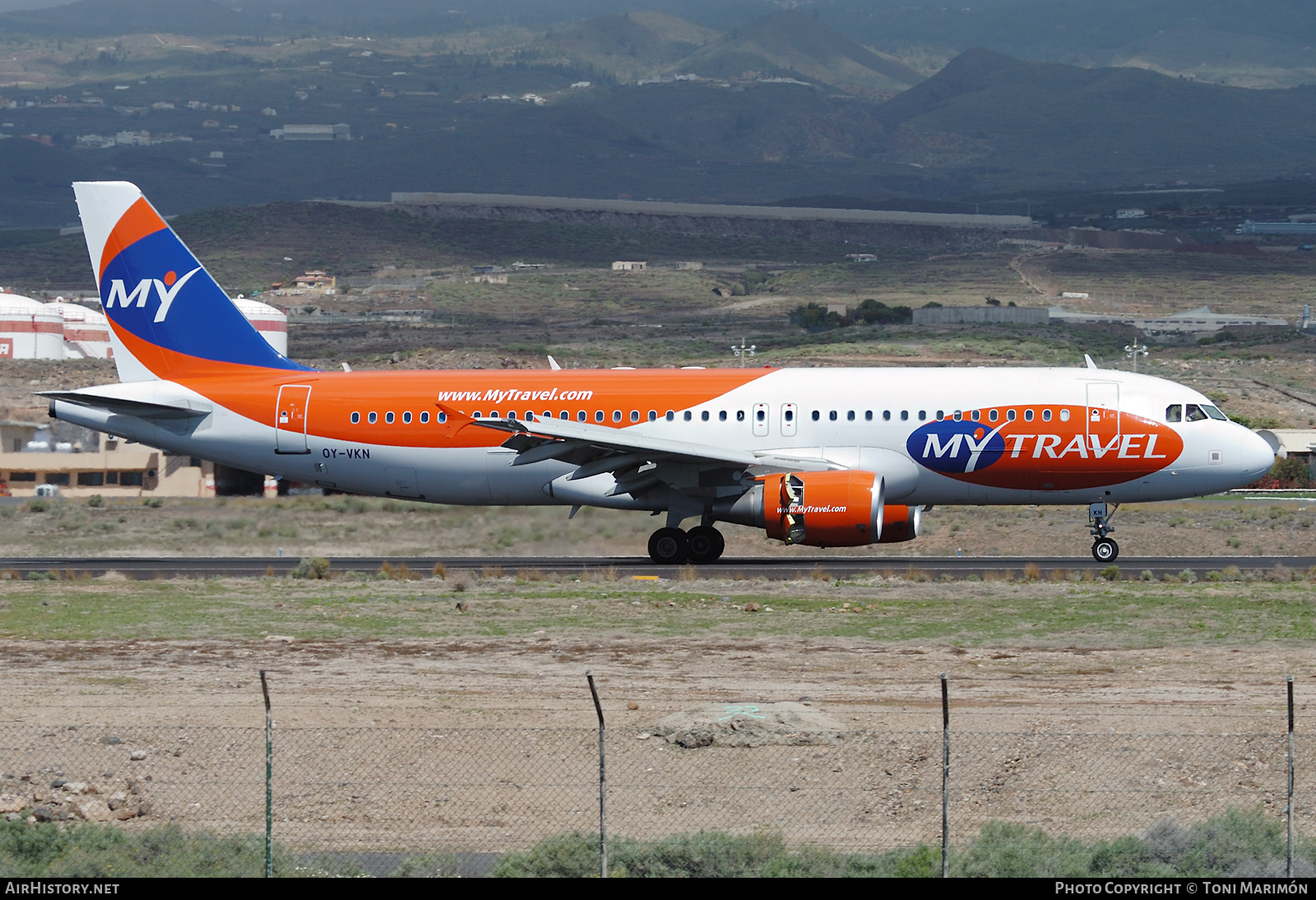 Aircraft Photo of OY-VKN | Airbus A320-214 | MyTravel Airways | AirHistory.net #410750