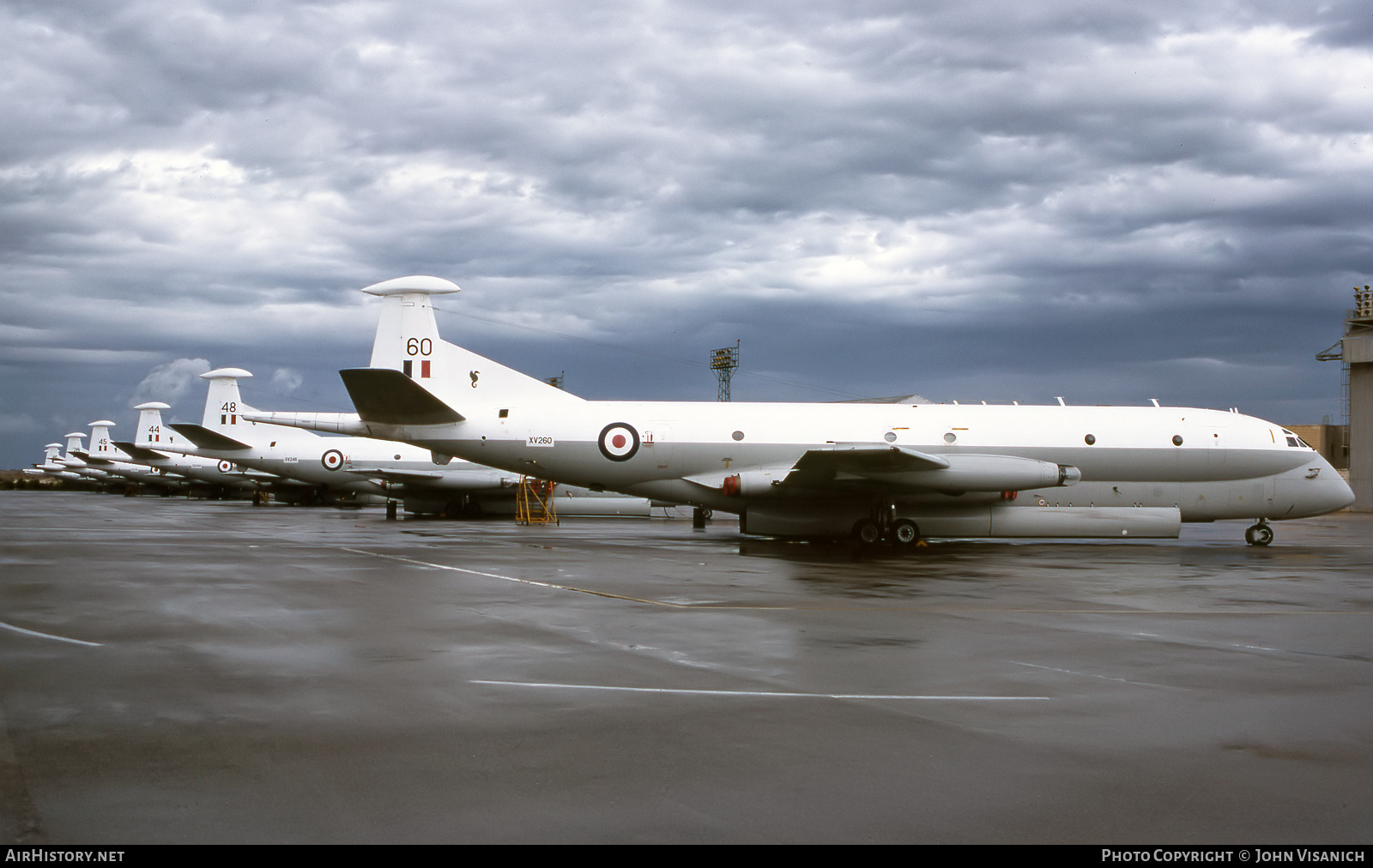 Aircraft Photo of XV260 | Hawker Siddeley Nimrod MR1 | UK - Air Force | AirHistory.net #410885