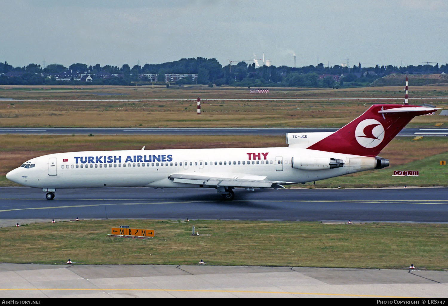 Aircraft Photo of TC-JCE | Boeing 727-2F2/Adv | THY Türk Hava Yolları - Turkish Airlines | AirHistory.net #410933