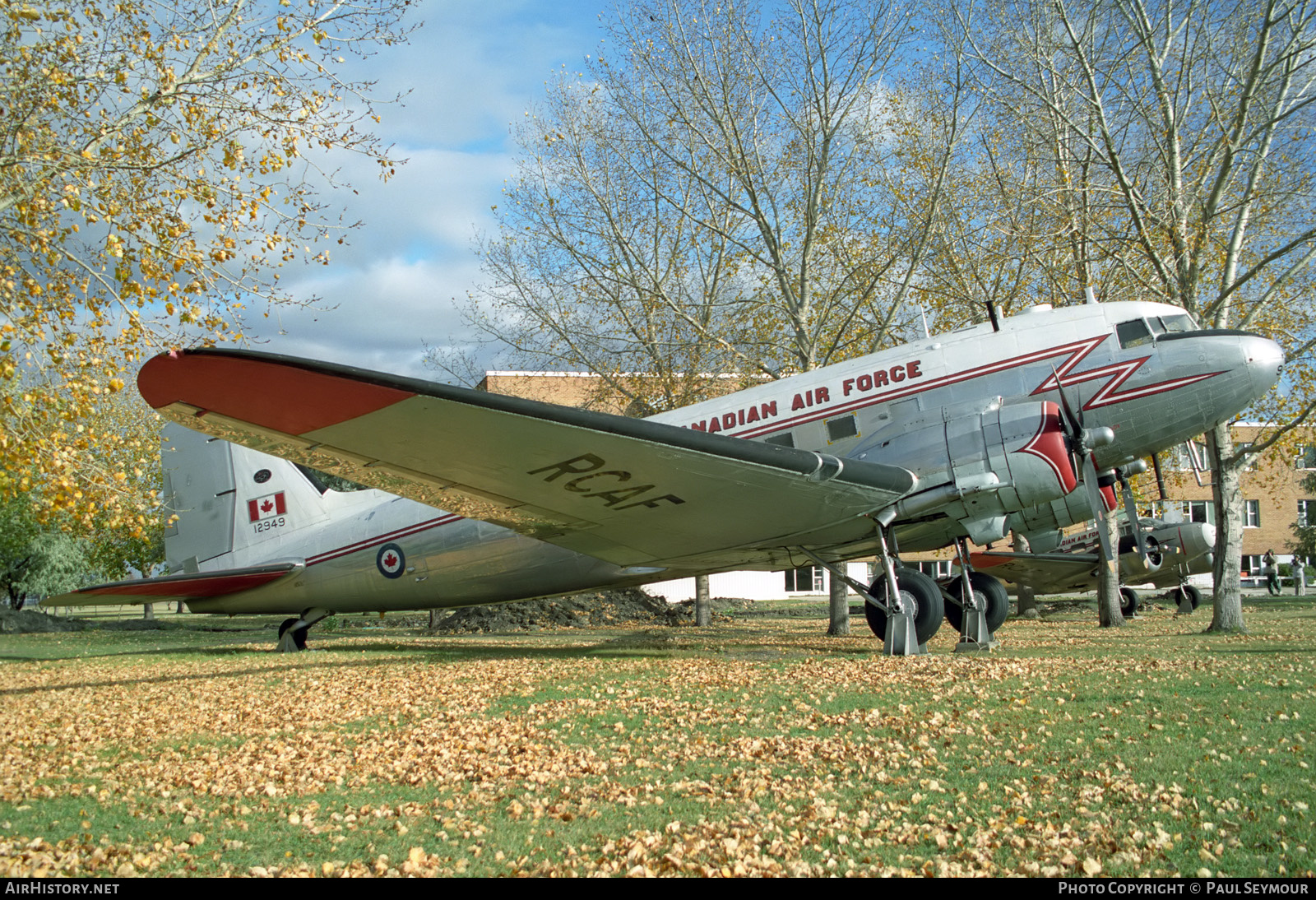 Aircraft Photo of 12949 | Douglas CC-129 Dakota 4SC | Canada - Air Force | AirHistory.net #410944