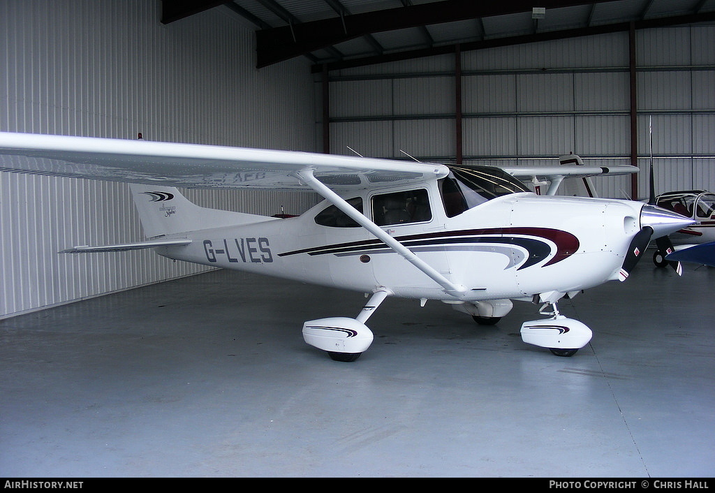 Aircraft Photo of G-LVES | Cessna 182S Skylane | AirHistory.net #410981