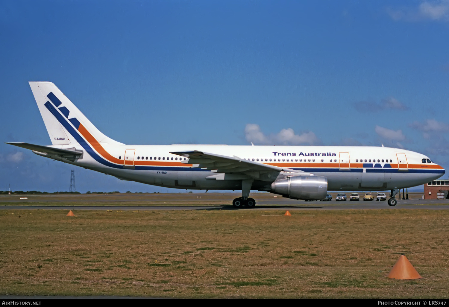 Aircraft Photo of VH-TAD | Airbus A300B4-203 | Trans-Australia Airlines - TAA | AirHistory.net #411000