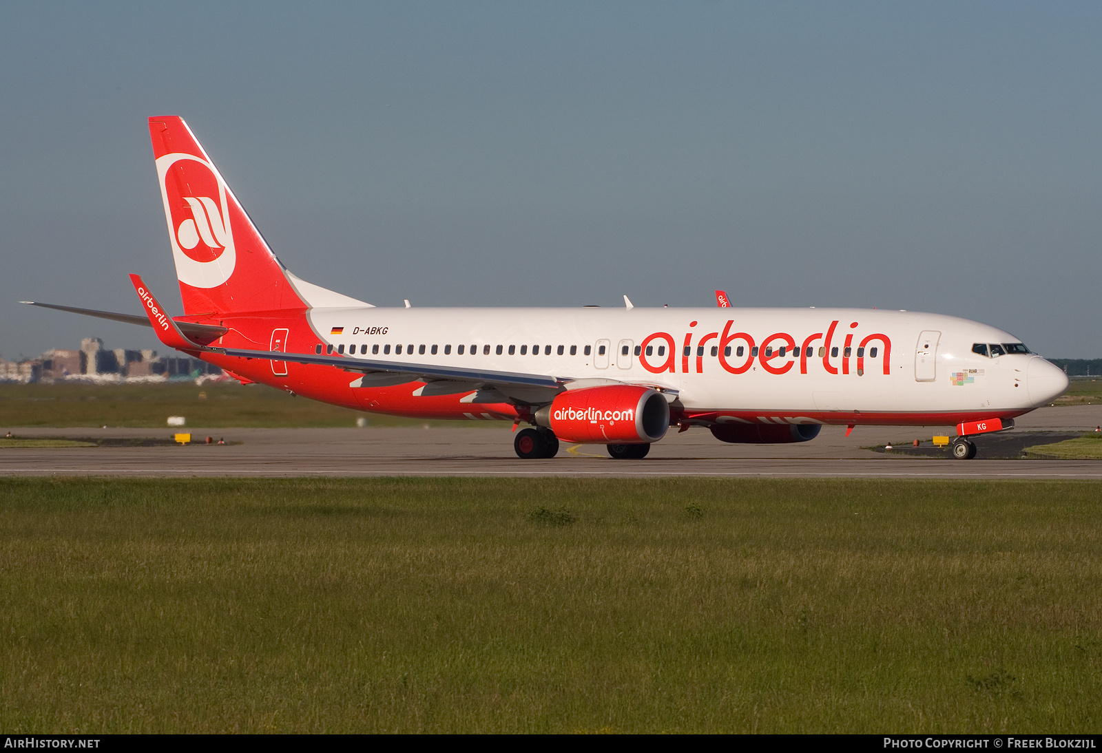 Aircraft Photo of D-ABKG | Boeing 737-86J | Air Berlin | AirHistory.net #411003