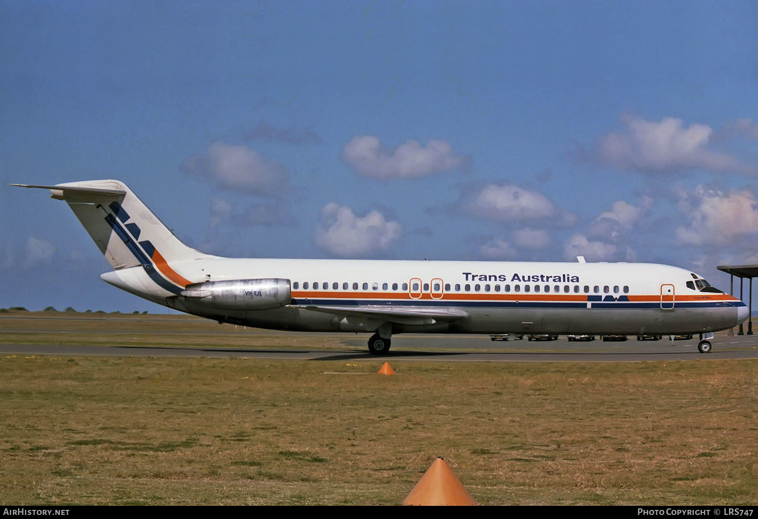 Aircraft Photo of VH-TJL | McDonnell Douglas DC-9-31 | Trans-Australia Airlines - TAA | AirHistory.net #411005