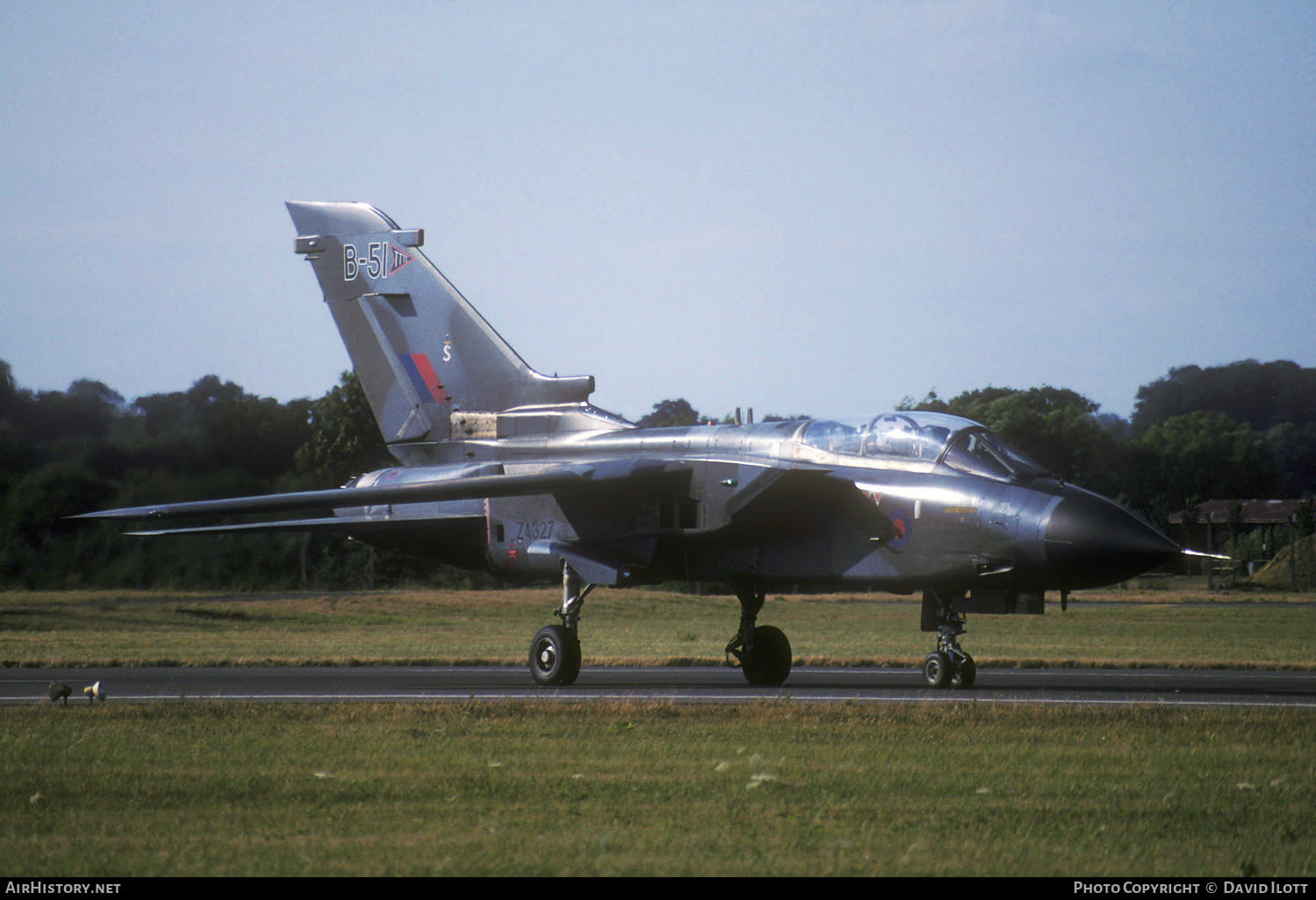Aircraft Photo of ZA327 | Panavia Tornado GR1 | UK - Air Force | AirHistory.net #411038