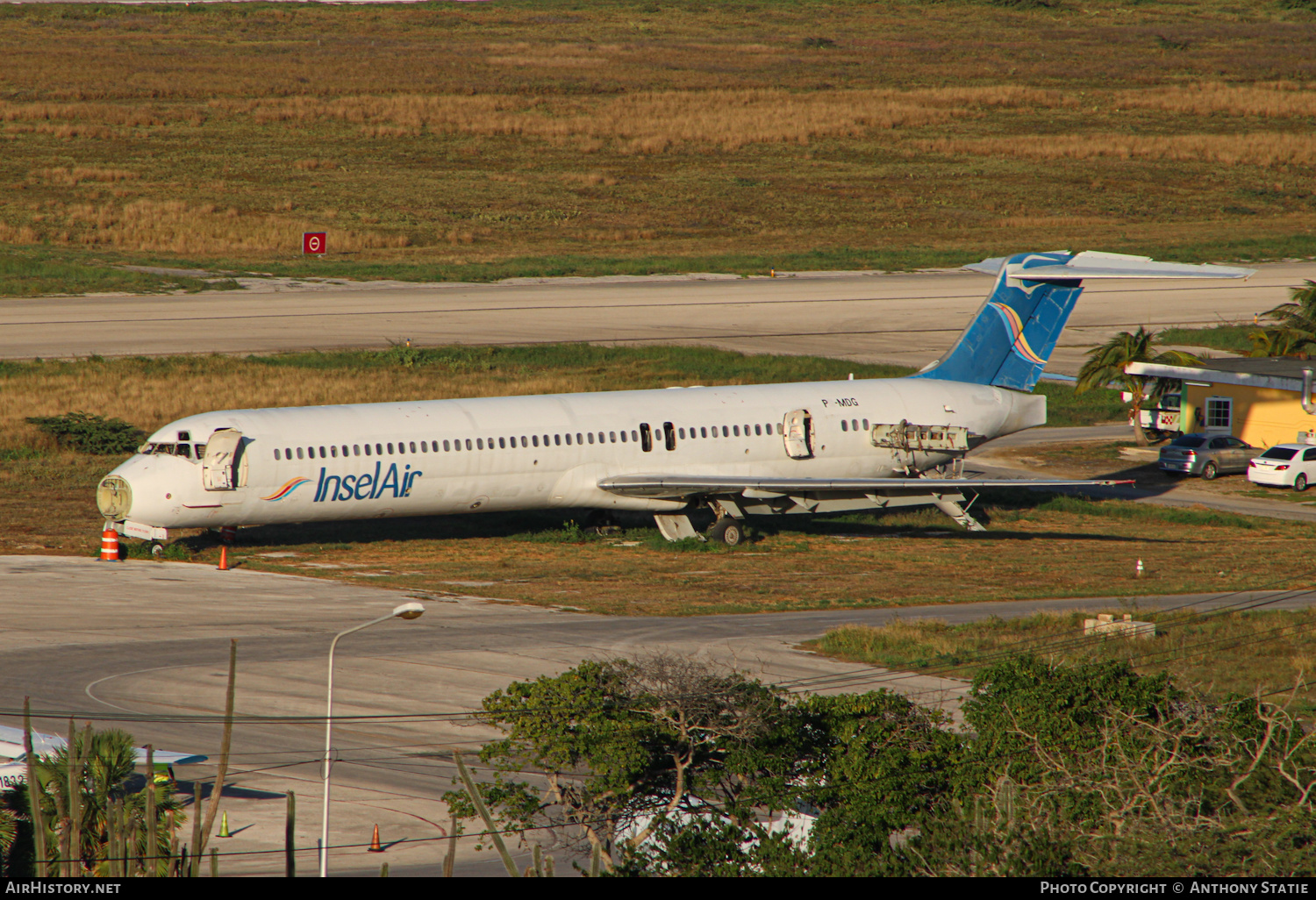Aircraft Photo of P4-MDG | McDonnell Douglas MD-83 (DC-9-83) | Insel Air | AirHistory.net #411045