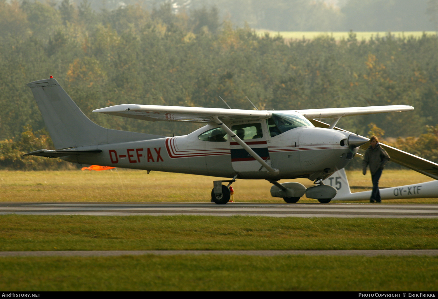 Aircraft Photo of D-EFAX | Reims F182Q Skylane | AirHistory.net #411101