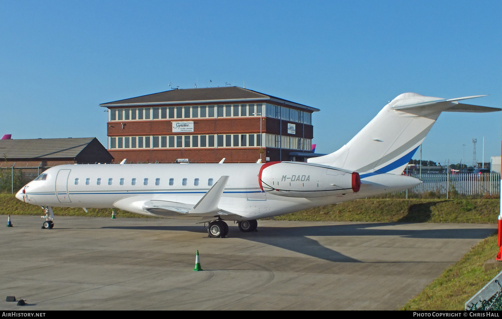 Aircraft Photo of M-DADA | Bombardier Global 6000 (BD-700-1A10) | AirHistory.net #411142