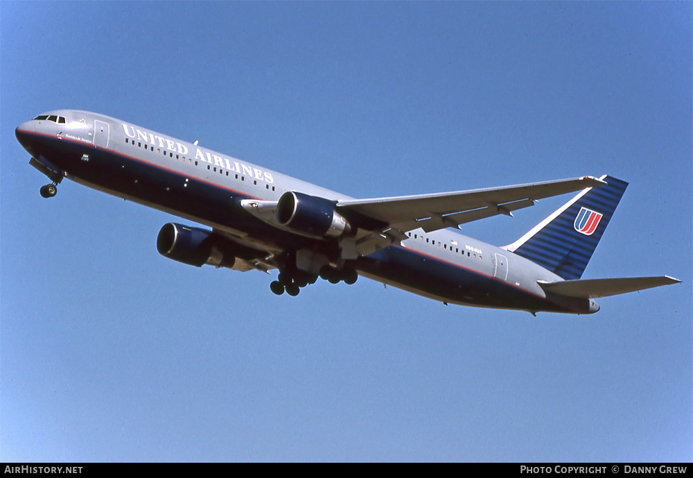 Aircraft Photo of N664UA | Boeing 767-322/ER | United Airlines | AirHistory.net #411200