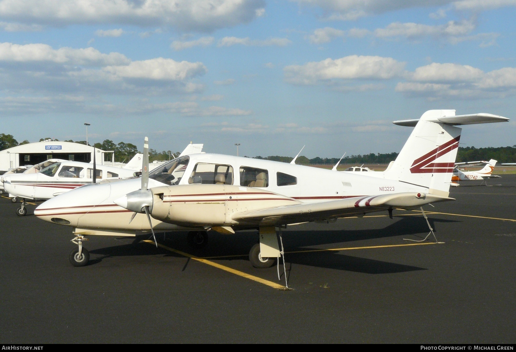 Aircraft Photo of N83223 | Piper PA-44-180T Seminole | AirHistory.net #411219