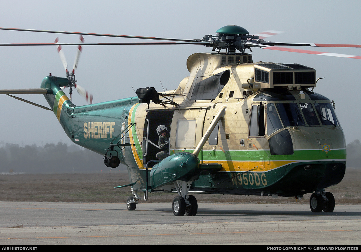 Aircraft Photo of N950DG | Sikorsky UH-3H Sea King (S-61B) | Los Angeles County Sheriff | AirHistory.net #411441