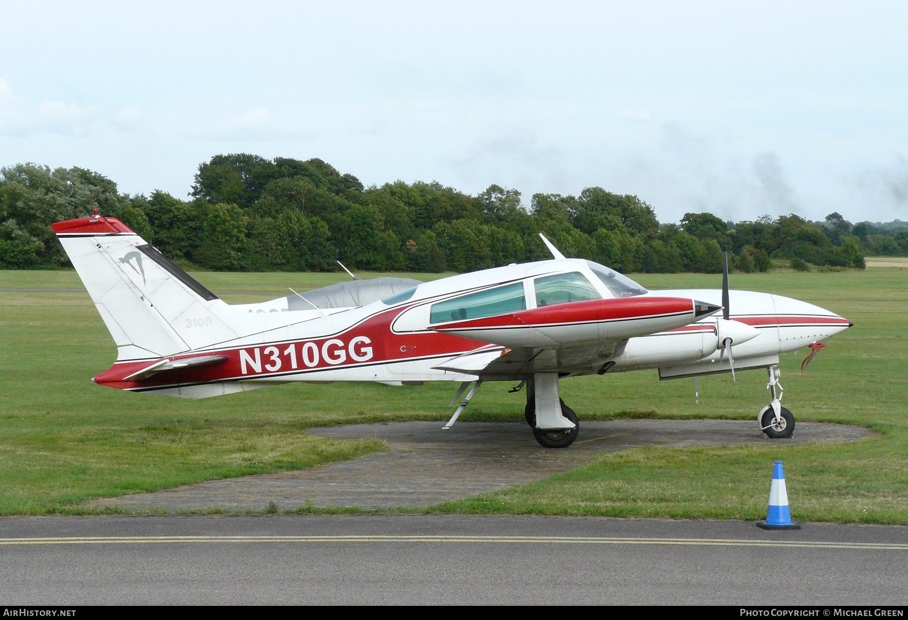 Aircraft Photo of N310GG | Cessna 310R II | AirHistory.net #411521