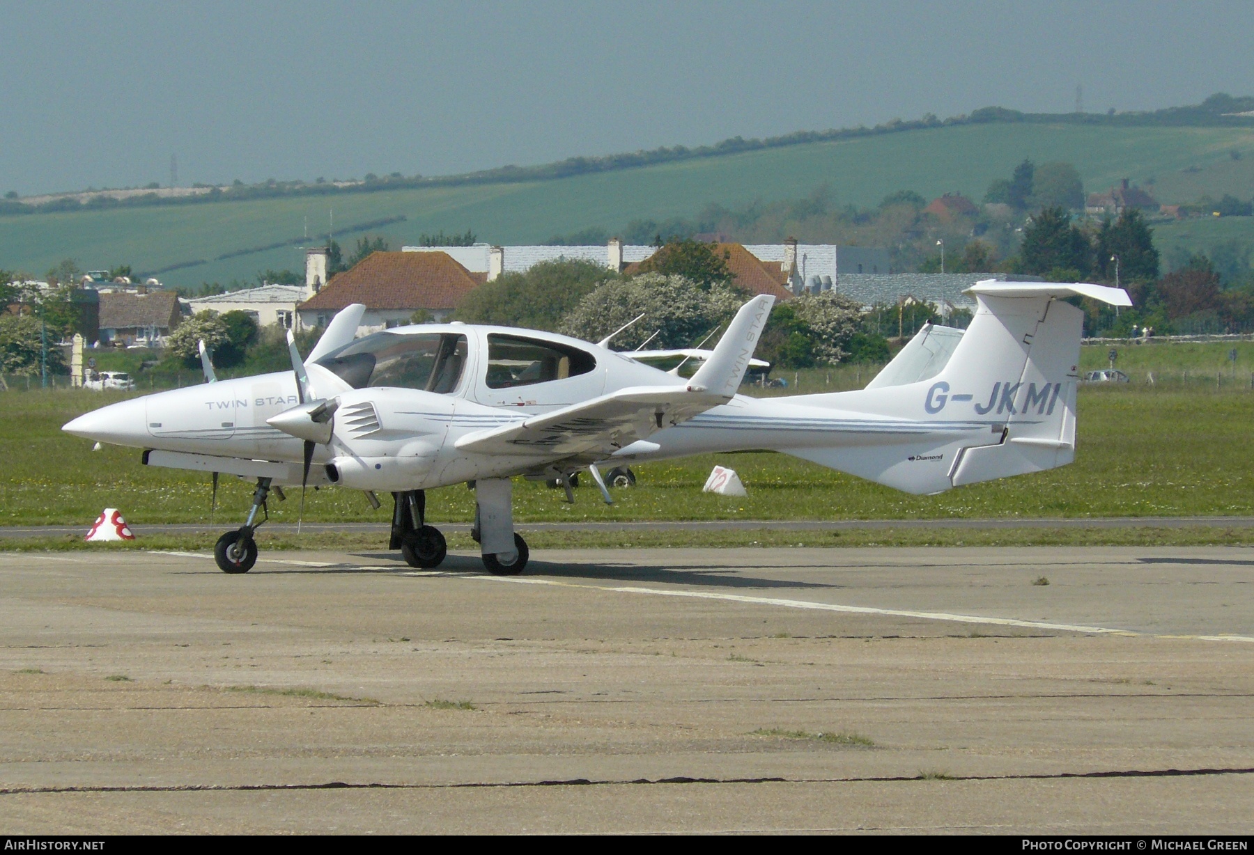 Aircraft Photo of G-JKMI | Diamond DA42 Twin Star | AirHistory.net #411533