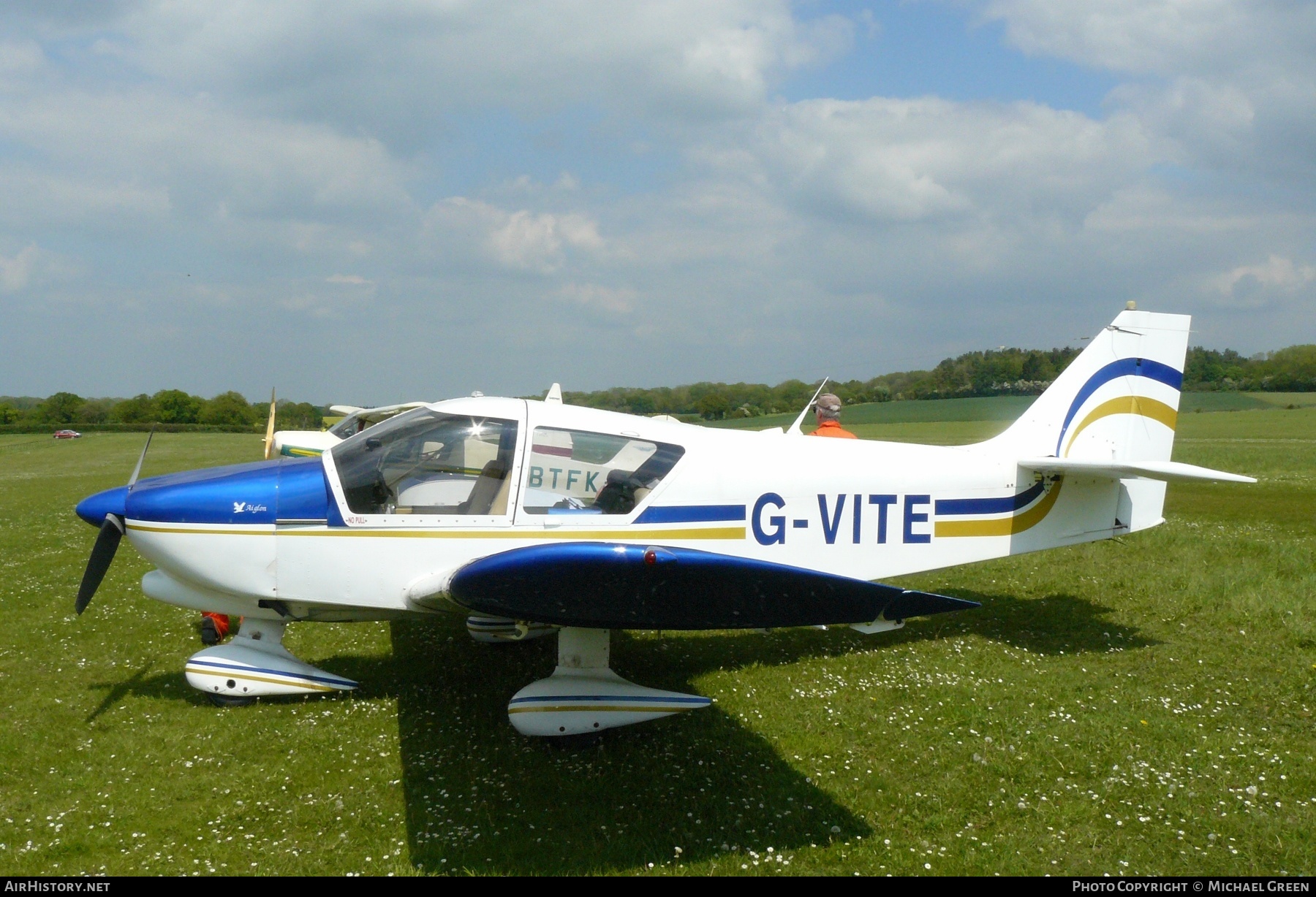 Aircraft Photo of G-VITE | Robin R-1180T Aiglon | AirHistory.net #411576