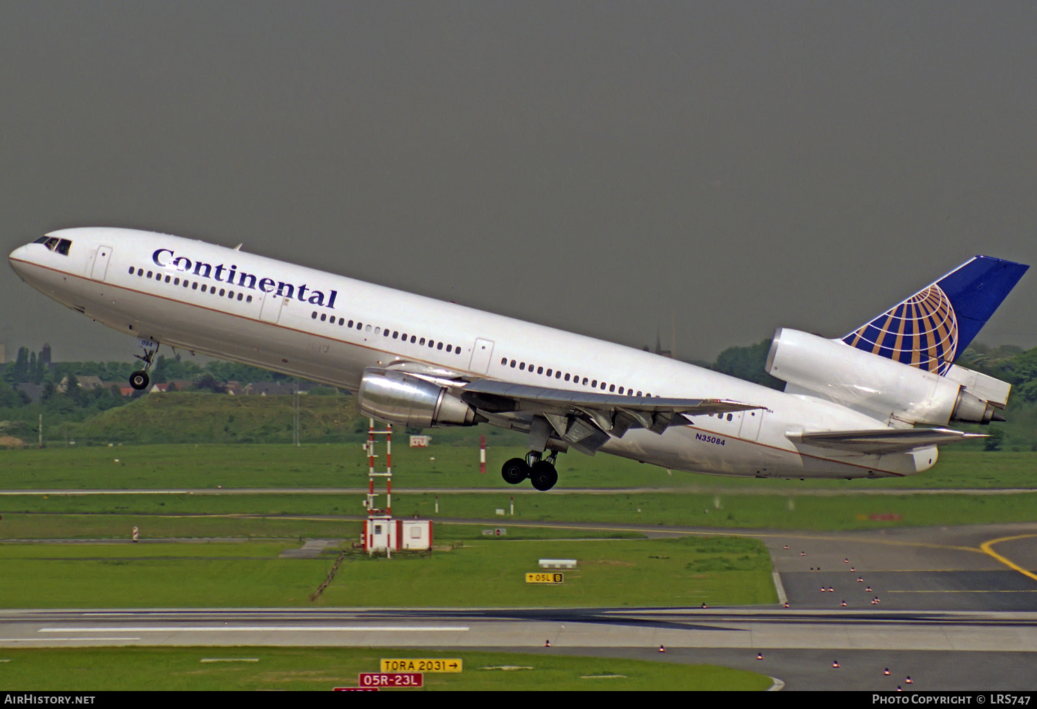 Aircraft Photo of N35084 | McDonnell Douglas DC-10-30 | Continental Airlines | AirHistory.net #411691