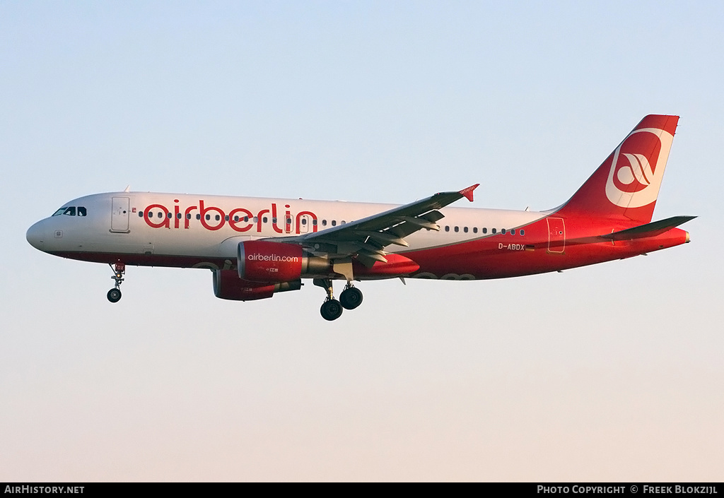 Aircraft Photo of D-ABDX | Airbus A320-214 | Air Berlin | AirHistory.net #411748