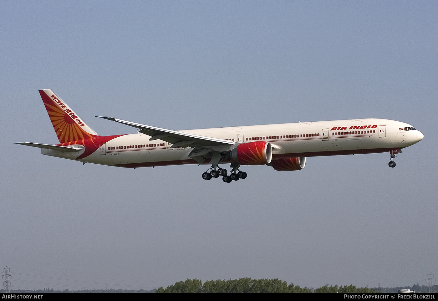 Aircraft Photo of VT-ALK | Boeing 777-337/ER | Air India | AirHistory.net #411845