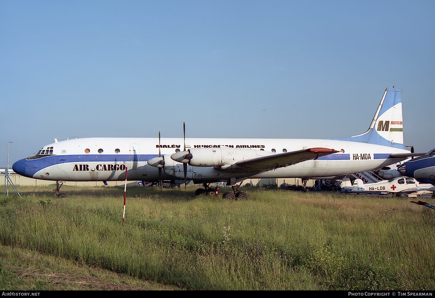 Aircraft Photo of HA-MOA | Ilyushin Il-18Gr | Malév - Hungarian Airlines | AirHistory.net #411897