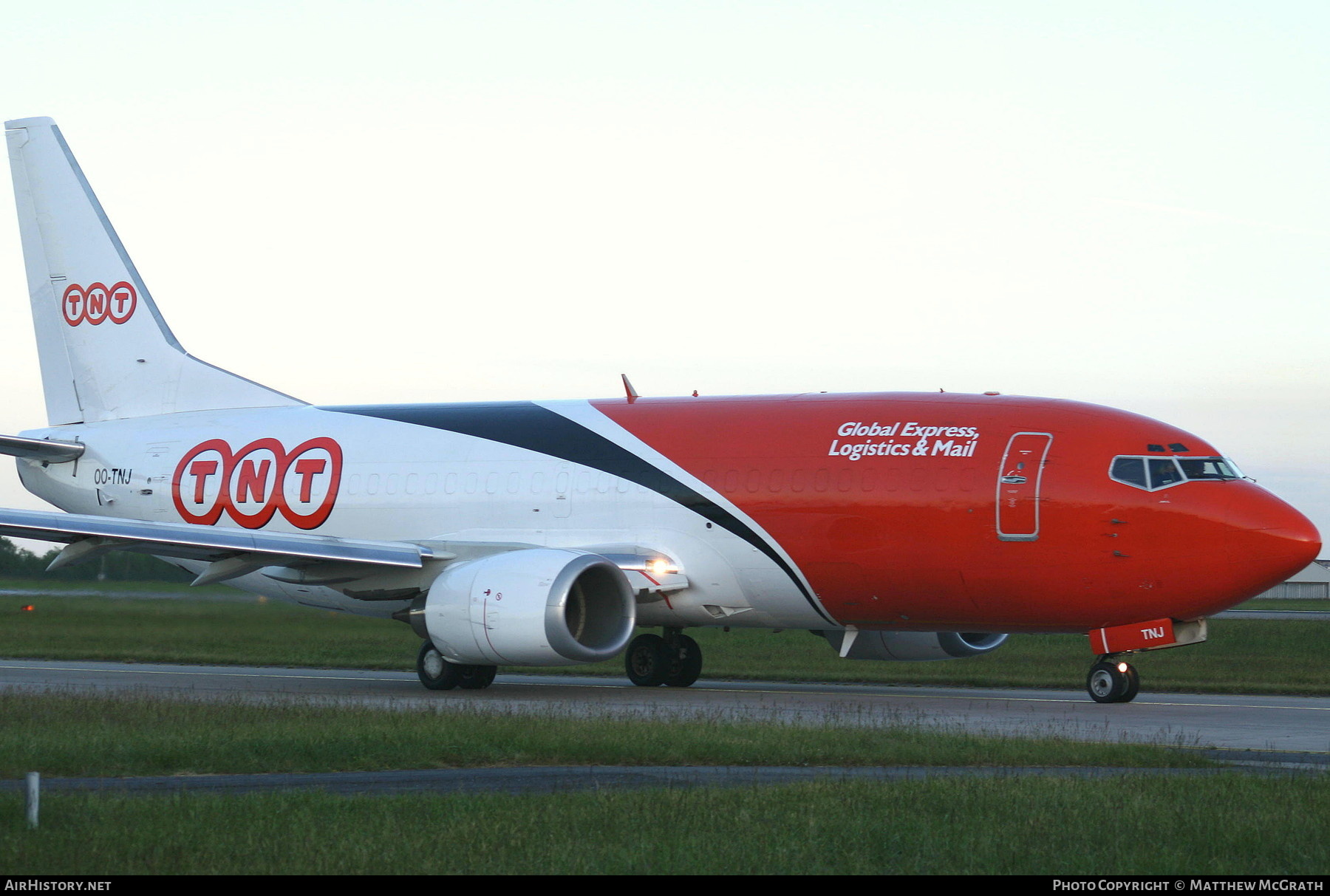 Aircraft Photo of OO-TNJ | Boeing 737-301(SF) | TNT Airways | AirHistory.net #411948