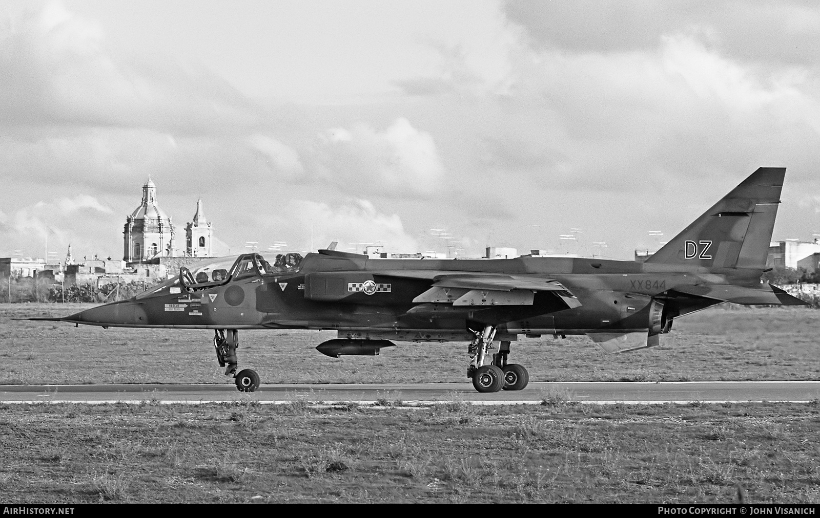 Aircraft Photo of XX844 | Sepecat Jaguar T2 | UK - Air Force | AirHistory.net #411967