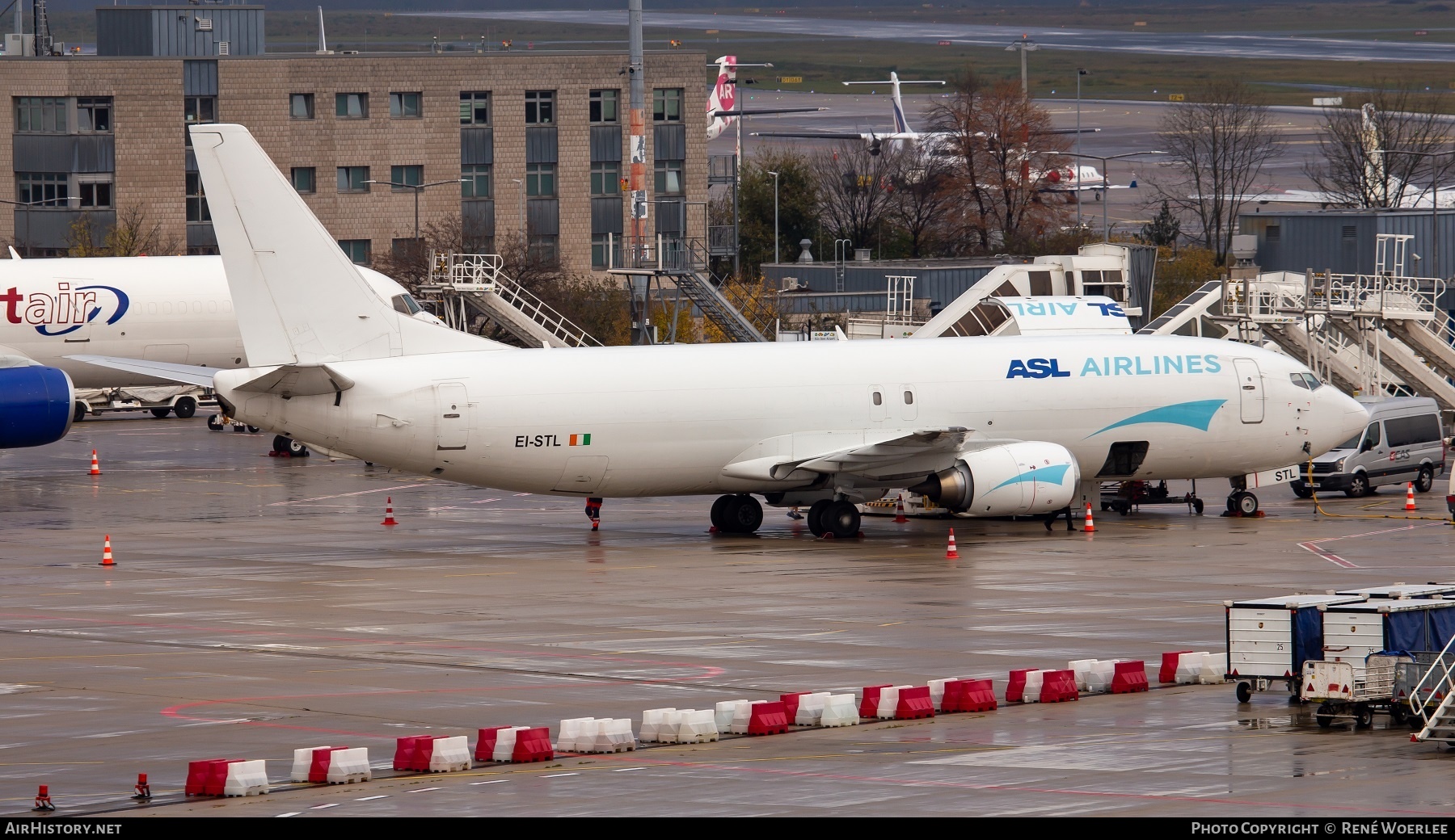 Aircraft Photo of EI-STL | Boeing 737-42C(SF) | ASL Airlines | AirHistory.net #411970