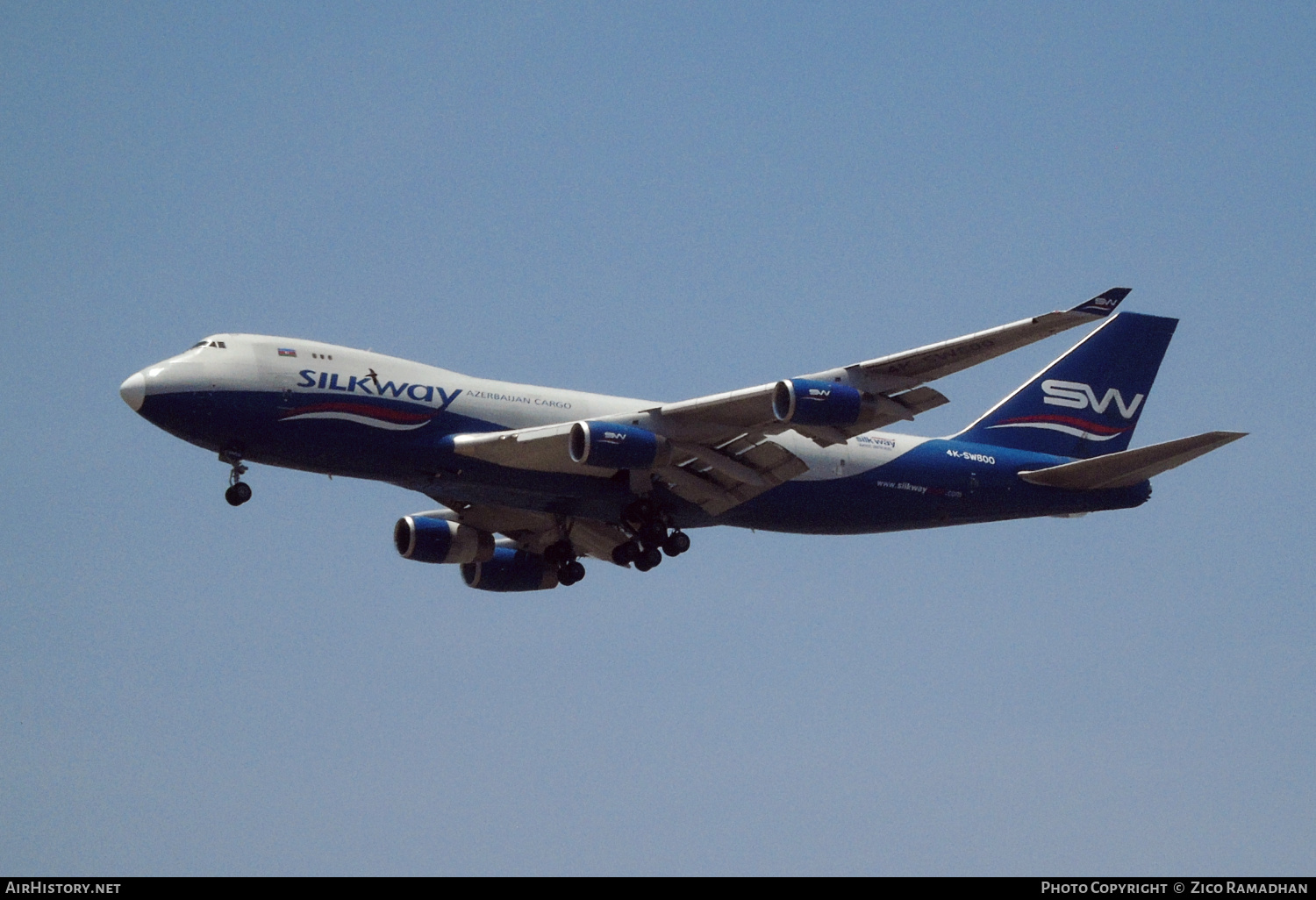 Aircraft Photo of 4K-SW800 | Boeing 747-4R7F/SCD | SilkWay Azerbaijan Cargo | AirHistory.net #412026