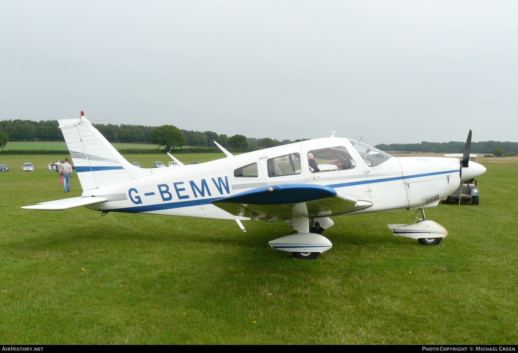 Aircraft Photo of G-BEMW | Piper PA-28-181 Archer II | AirHistory.net #412086