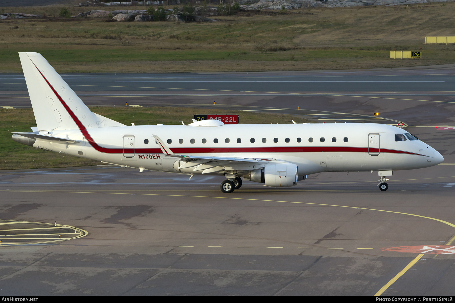 Aircraft Photo of N170EH | Embraer 170LR (ERJ-170-100LR) | Honeywell | AirHistory.net #412098