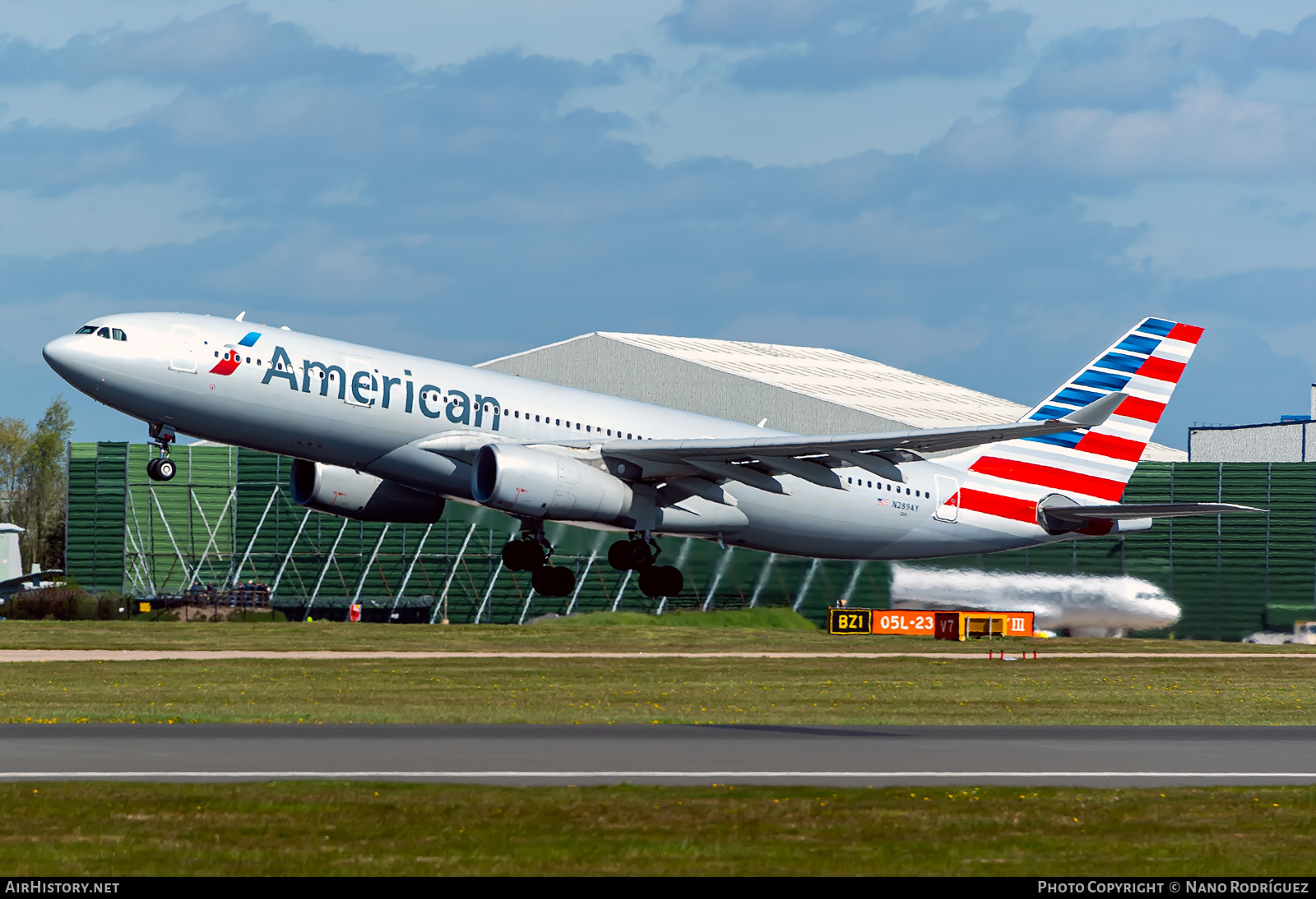 Aircraft Photo of N289AY | Airbus A330-243 | American Airlines | AirHistory.net #412115