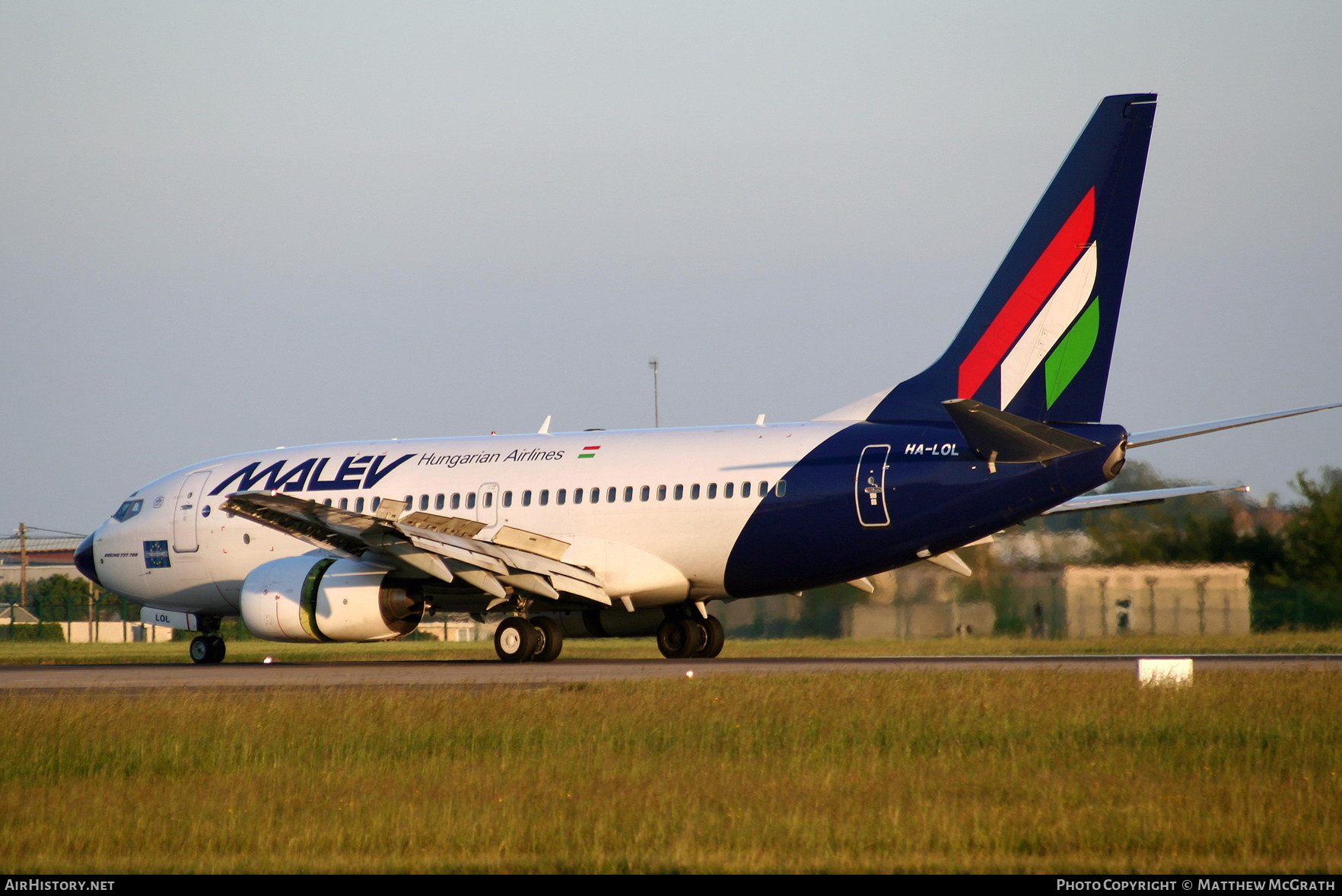 Aircraft Photo of HA-LOL | Boeing 737-7Q8 | Malév - Hungarian Airlines | AirHistory.net #412160
