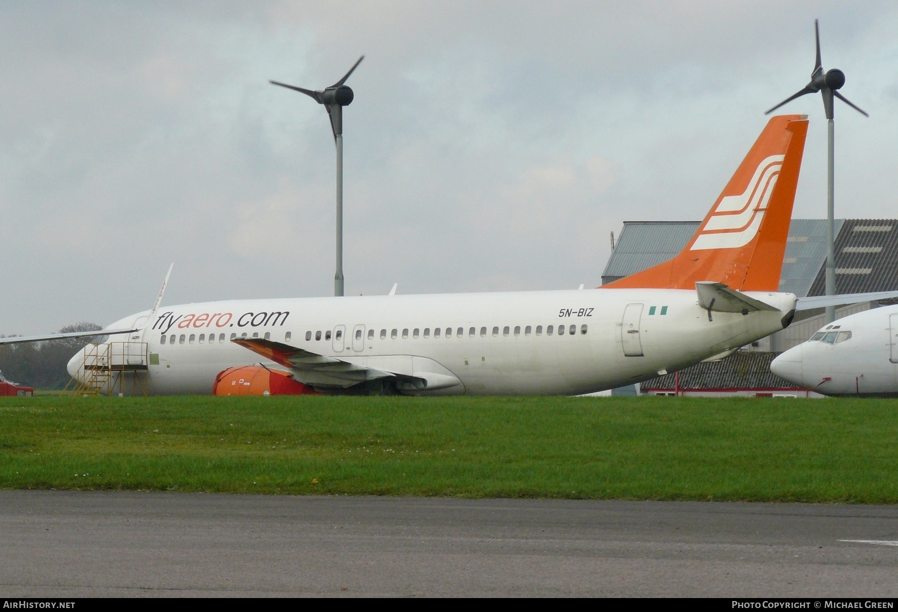 Aircraft Photo of 5N-BIZ | Boeing 737-4B7 | AeroContractors of Nigeria | AirHistory.net #412182