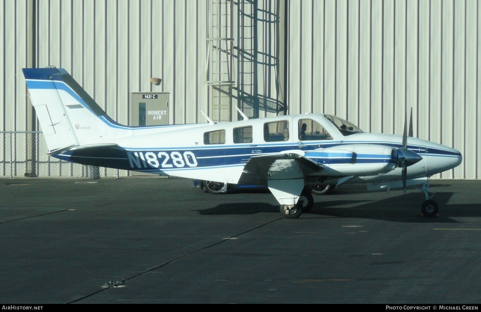 Aircraft Photo of N18280 | Beech 58P Pressurized Baron | AirHistory.net #412209