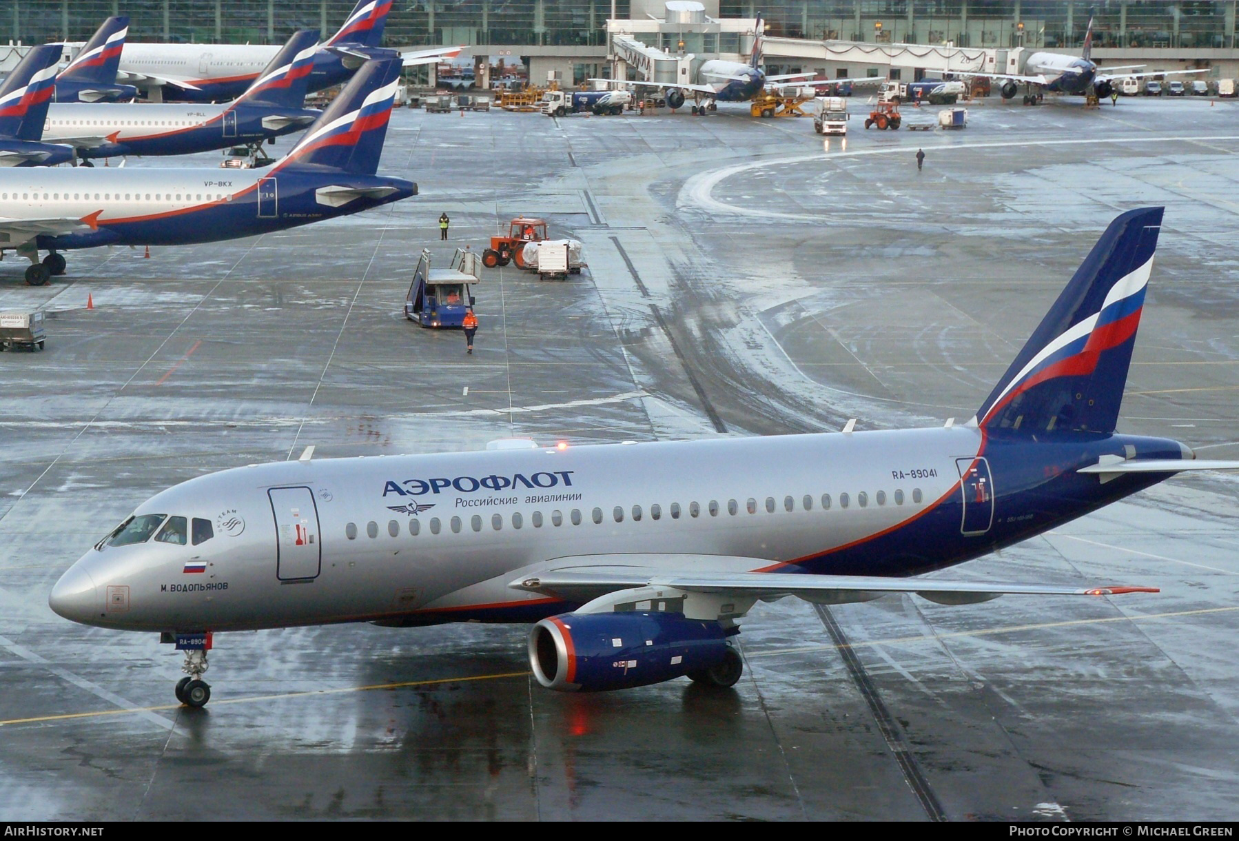 Aircraft Photo of RA-89041 | Sukhoi SSJ-100-95B Superjet 100 (RRJ-95B) | Aeroflot - Russian Airlines | AirHistory.net #412212