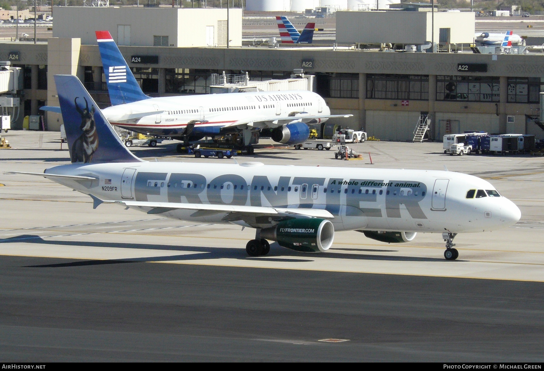 Aircraft Photo of N209FR | Airbus A320-214 | Frontier Airlines | AirHistory.net #412255