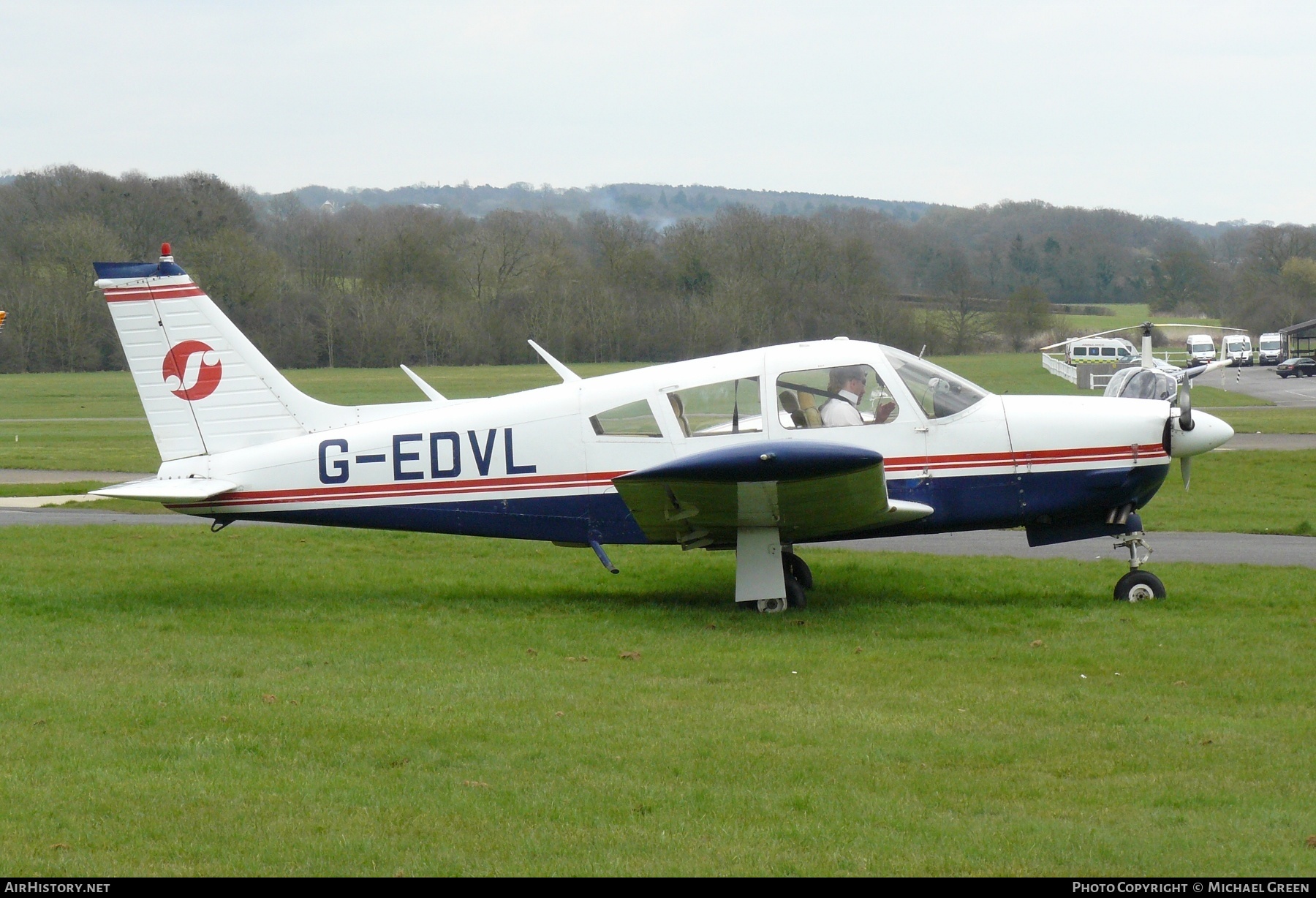 Aircraft Photo of G-EDVL | Piper PA-28R-200 Cherokee Arrow II | AirHistory.net #412261