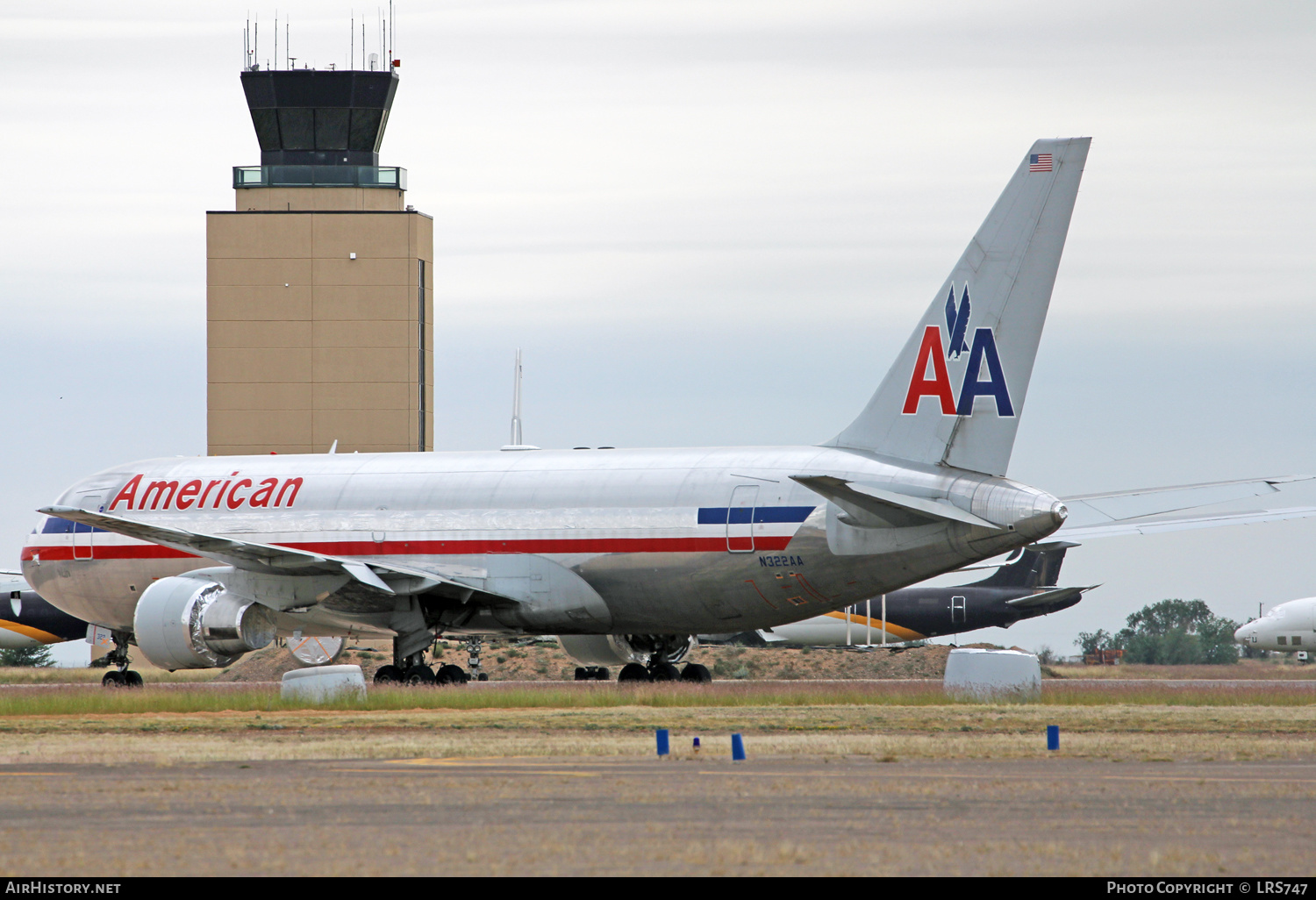 Aircraft Photo of N322AA | Boeing 767-223 | American Airlines | AirHistory.net #412394
