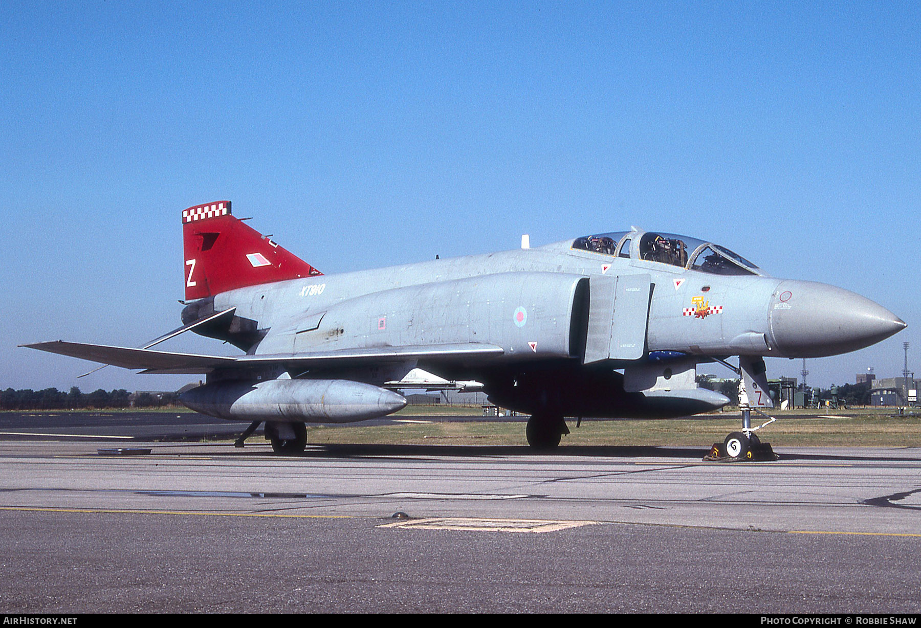 Aircraft Photo of XT910 | McDonnell Douglas F-4M Phantom FGR2 | UK - Air Force | AirHistory.net #412535